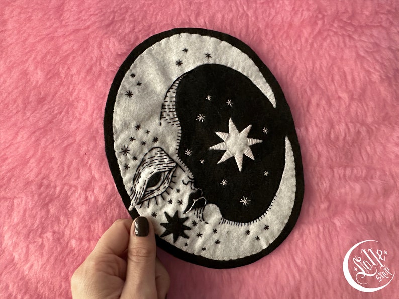 LUNAIRE sew-on patch NEW image 3