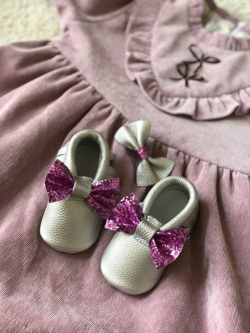 Unique Baby Gift Monogrammed Mom Gift New Mom Gift Baby Girl Gift Monogrammed Moccasins Glitter Bow /& Matching Bow Clip- Baby Girl Gift