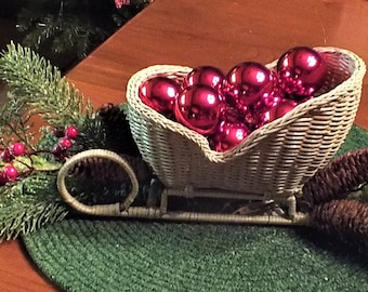 Vintage Wicker Sleigh ... Soft Taupe