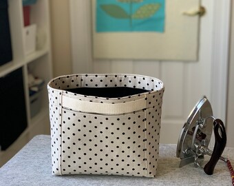 Canvas-Projekttasche mit Taschen und Griff