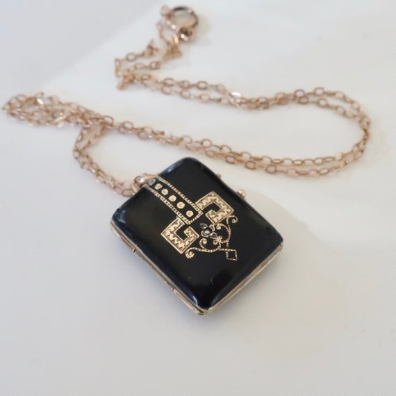 Antique Victorian mourning locket. . Silver Gilt a