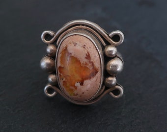 Vintage boulder opal and sterling ring. Vintage old pawn Native American ring. Vintage opal ring. Vintage opal and sterling ring.
