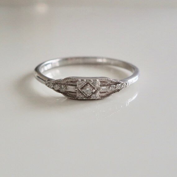 vintage look wedding rings