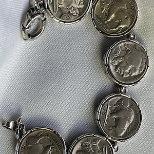 Vintage - Sterlingzilveren armband met echte Indiaan en buffel - sterlingzilveren armband met zes munten