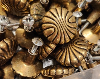 NOS Vtg 1 x Antique Brass Art Deco Knob 1.25" Drawer Pull Amerock Cabinet Handle Ornate Scalloped Small Gold Ribbed Burnished Many Avail