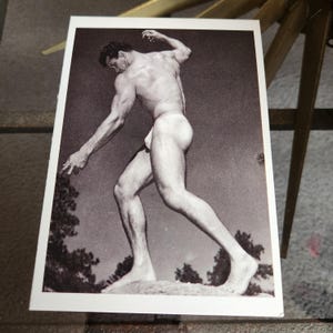 Vintage Beefcake carte postale Western Photo Guild bodybuilder masculin Atlas pose Taschen Gay Interest Photo / Gay Photography / Physique pictorial