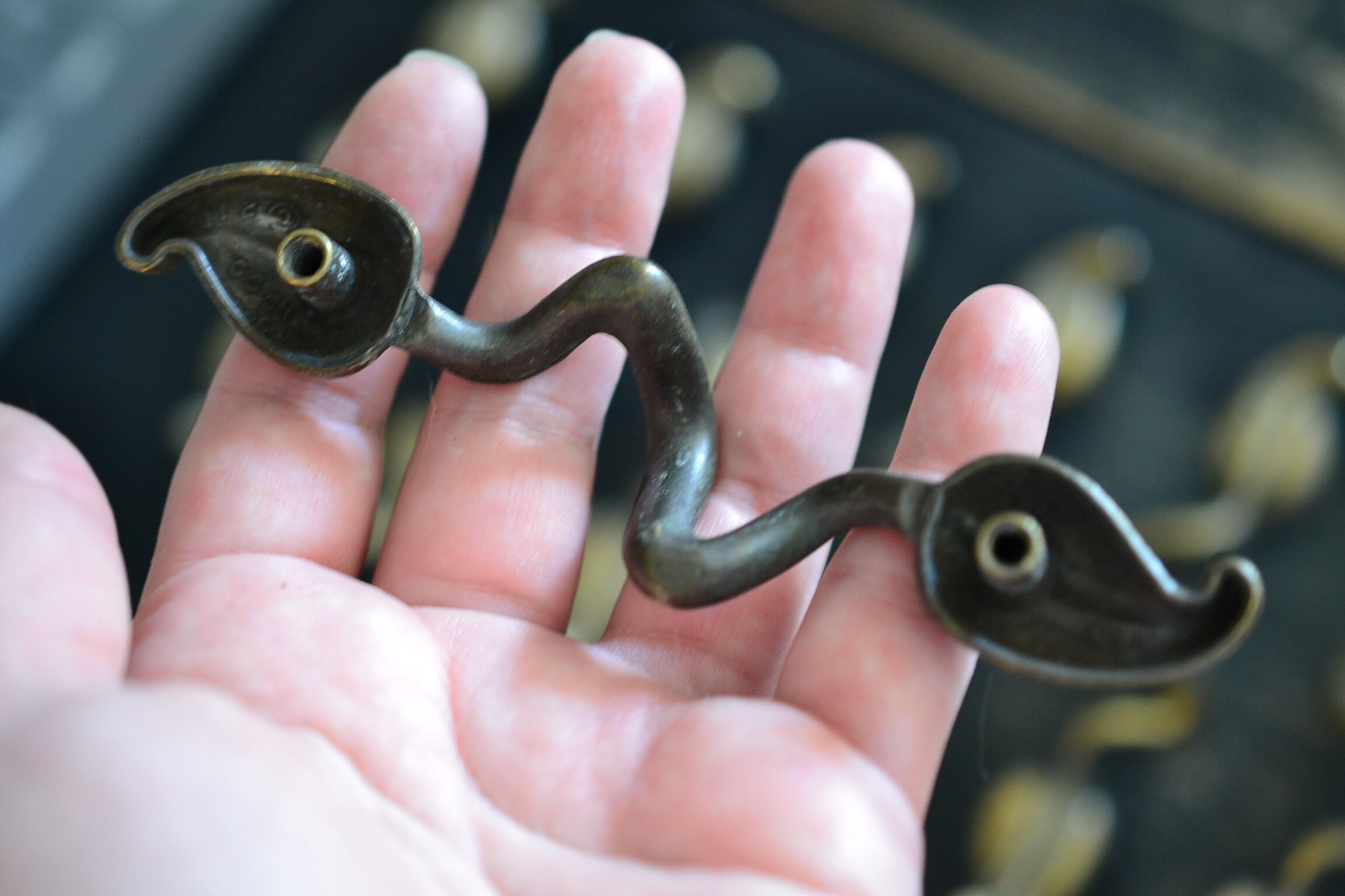 ギター Keeler Designs Pull Vtg 1 X Choice Brass Leaf & Vine Drawer Pull Keeler #49452