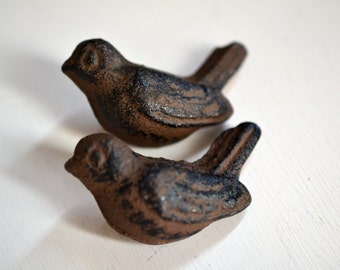 2 Bird Drawer Pulls TWO (2) Cast Iron Cabinet Knobs Woodland Animal Natural Organic Cast Iron Decor Brown Finish Rustic Chic Shabby Cottage