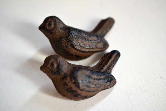2 Bird Drawer Pulls Two 2 Cast Iron Cabinet Knobs Woodland Etsy