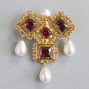 Three Brothers medieval brooch, XV-XVI century jewelry, reproduction of the famous Renaissance accessory, Tudor jewelry, Renaissance costume