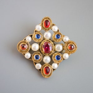 Medieval brooch from Colmar treasure, 14th century brooch with pearls and stones, XIV century brooch from France, Middle ages jewelry
