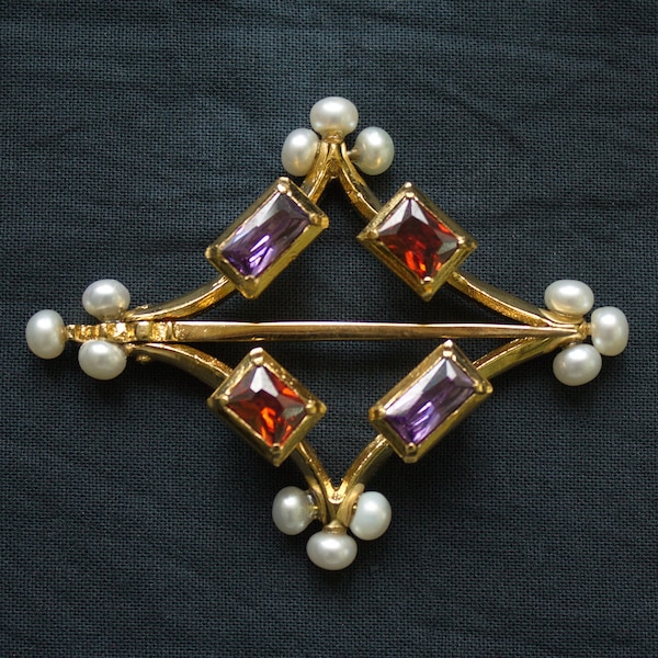 MedieVAL Brooch main image 1