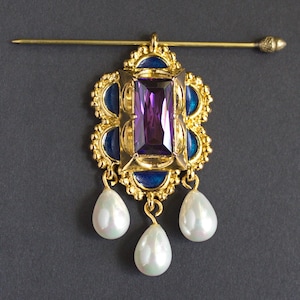 XV century Renaissance brooch-pendant made after the portrait of Mary of Burgundy, medieval jewelry for 15th century historical dress