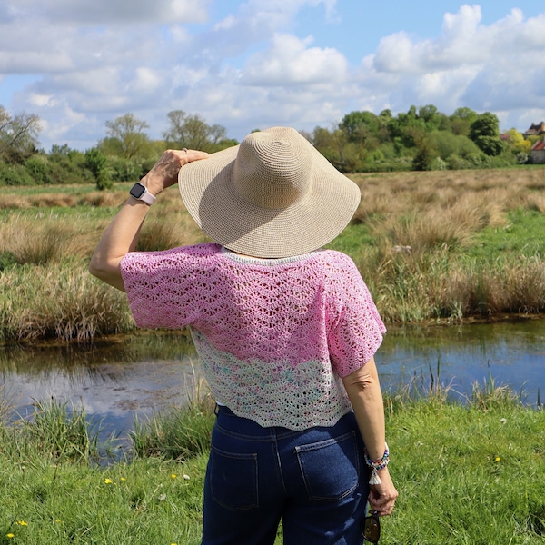 Ripple Crochet Cardigan Pattern: A short sleeved cropped crochet cardigan pattern for festivals and summer evenings