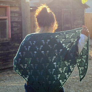 Festive Crochet Shawl Pattern: 'Under the tree' crochet Christmas shawl pattern - Triangle holiday crochet shawl image 7