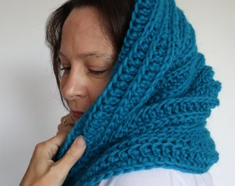 Crochet snood pattern: Snood in a hood - oversized ribbed crochet hooded cowl neck warmer