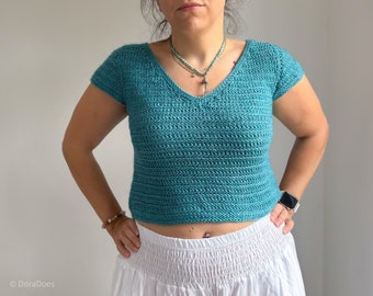 Crochet top pattern: Woman's v-neck, cap sleeve crochet t-shirt pattern with tank top variation included (size inclusive)