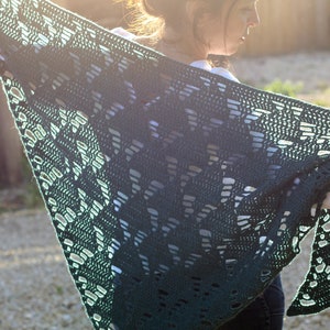Festive Crochet Shawl Pattern: 'Under the tree' crochet Christmas shawl pattern - Triangle holiday crochet shawl image 8