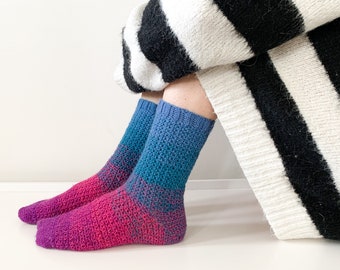 Easy toe up crochet sock pattern: Beginner friendly 'Step On’ Sock in toddler to large adult sizes