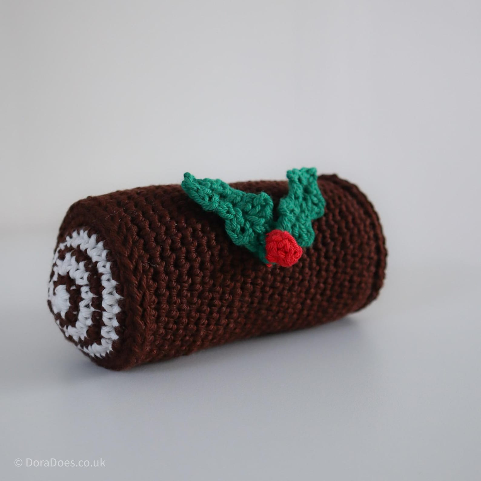 Yule Pattern Crochet Yule Log Ornament Pattern: Festive Holiday Decoration (PDF ...