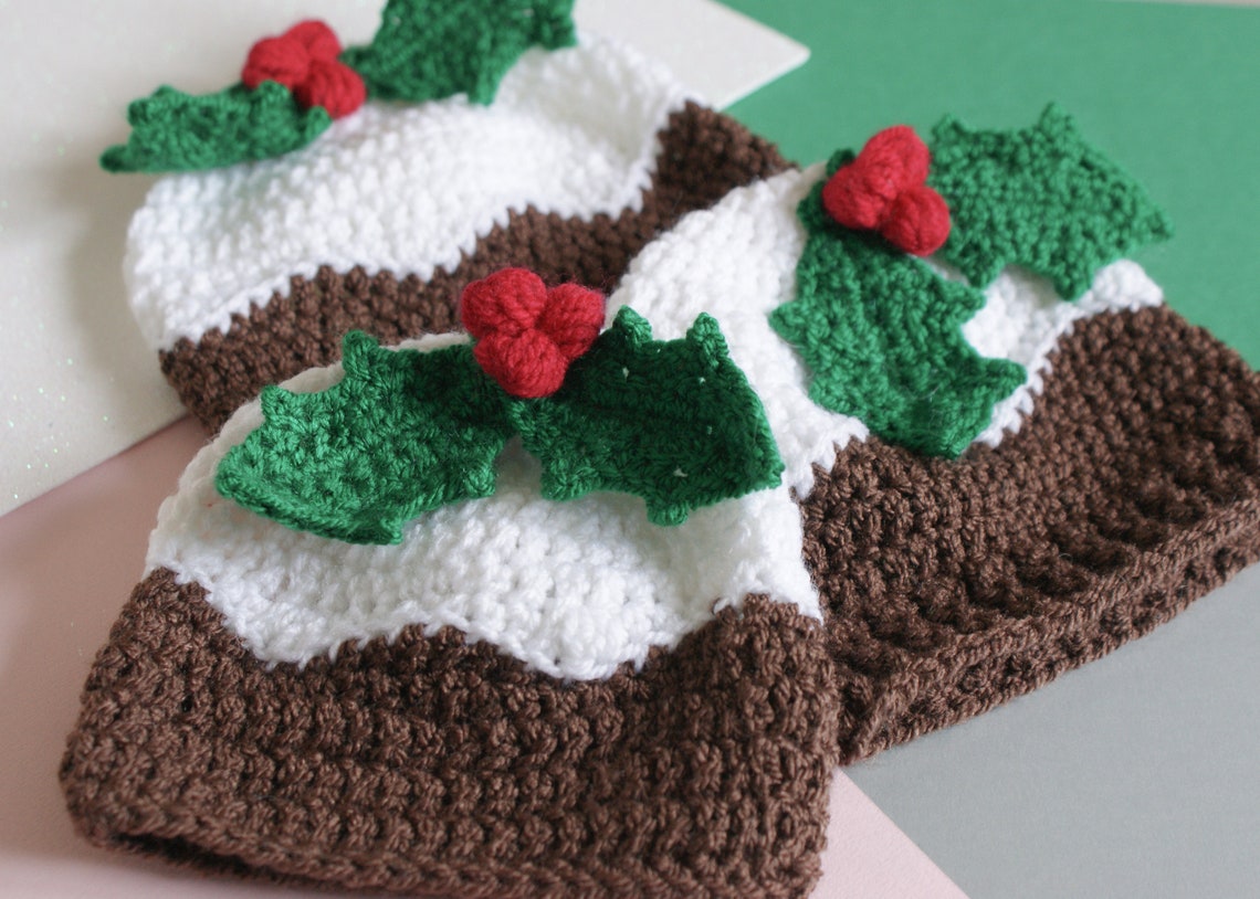 Christmas Pudding Beanie Hat Crochet Pattern with holly sprig Etsy