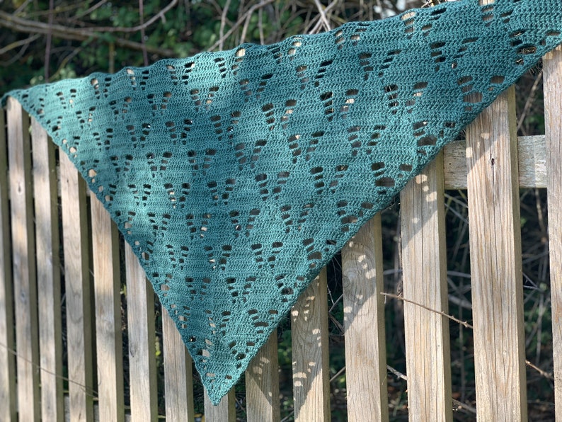 Festive Crochet Shawl Pattern: 'Under the tree' crochet Christmas shawl pattern - Triangle holiday crochet shawl image 2