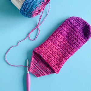 Easy toe up crochet sock pattern: Beginner friendly 'Step On Sock in toddler to large adult sizes image 7