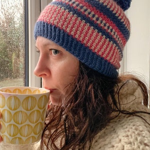 Scandi Stashbusting Crochet Beanie Pattern: Simple Nordic folk style crochet pom pom hat image 7