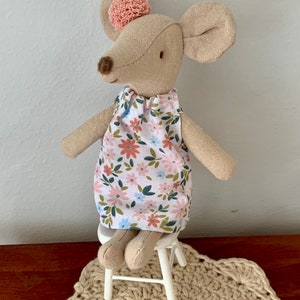 Maileg big sister mouse dress, cute mouse dress , pretty maileg mouse dress . image 2