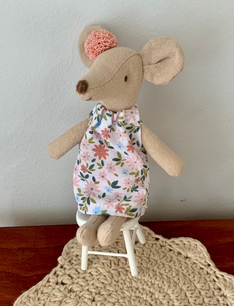 Maileg big sister mouse dress, cute mouse dress , pretty maileg mouse dress . image 2