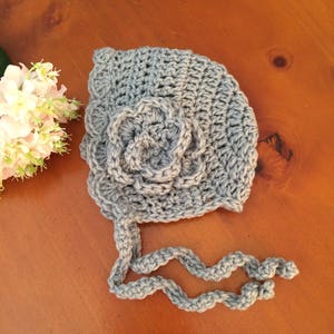 Vintage style crocheted baby bonnet, baby bonnet , handmade baby bonnet. Warm baby hat image 3