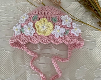 Pretty crocheted baby bonnet,  handmade size newborn. , baby bonnet, cotton yarn. Handmade bonnet. New baby gift.baby shower , unique, pink