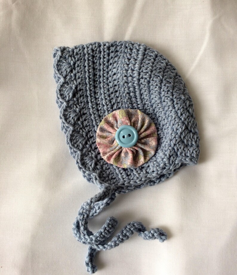 handmade baby girl outfit,pretty floral cotton fabric pretty Girls playsuit size 0-3 months Long sleeve romper and crocheted bonnet