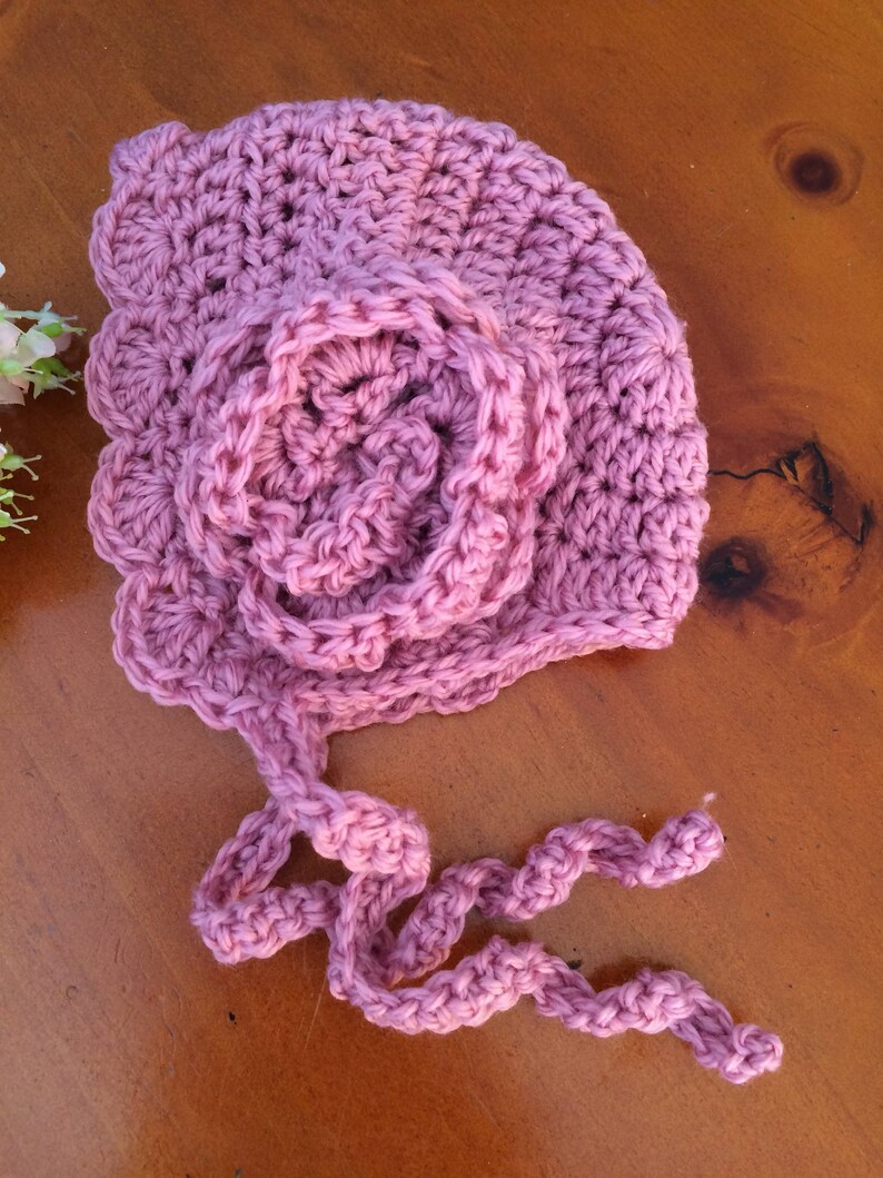 Vintage style crocheted baby bonnet, baby bonnet , handmade baby bonnet. Warm baby hat image 4
