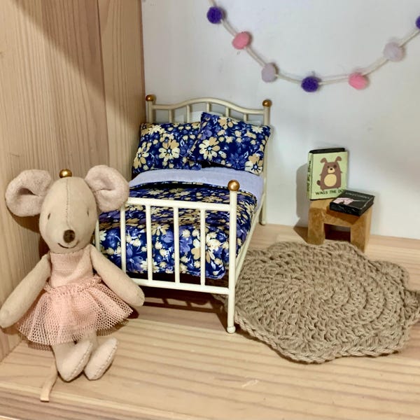 Maileg Mouse Bedding Set: Floral Quilt and Pillows, Dollhouse Decor