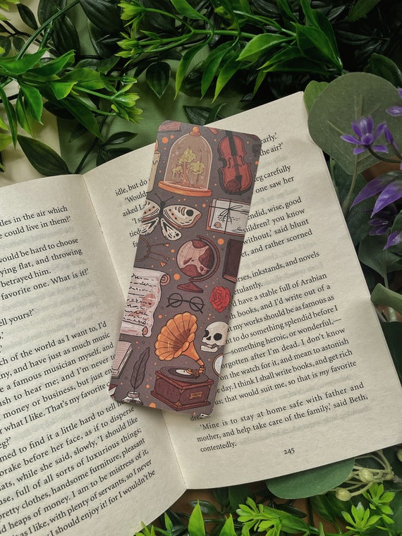 Dark Academia Aesthetic Bookmark - Illustration Bookmark Gift - Cute Kawaii Pattern Digital Art - Books, Reading Accessory, Stationery, Cozy