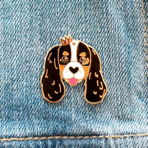 Cavalier King Charles Spaniel Pin de solapa con cierre de mariposa // Puppy Dog, Esmalte duro, Cloisonne, Accesorios, Flair imagen 2