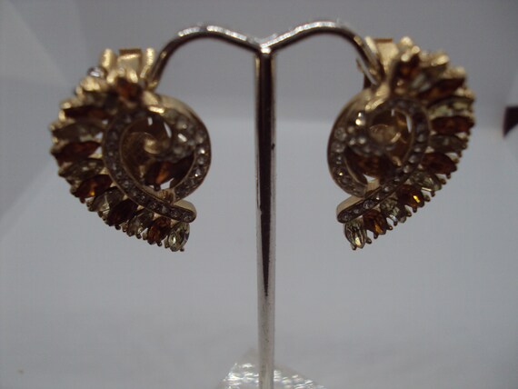 Weisner Clip on Earrings - image 2