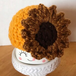 Brown Sunflower Marshmallow Mug Hat / Tiered Tray Decor / Fall Mug Hat  /  Mug Decor / Tabletop Decor / Home Decor / Farmhouse Tray Decor