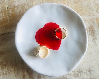 Sieraden Schotel / Verlovingscadeau / Witte en Rode Schotel / Schatschaal / Rood Hart Sieraden Schotel / Rood Hart Snuisterij Schotel / Rood Hart Liefde Schotel