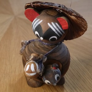 VINTAGE 1960&#39;s Wooden Kokeshi Tanuki Doll , Hand Painted/Crafted , Souvenir , Decor , Made in Japan , Tanuki Family Shaped , Decoration Doll