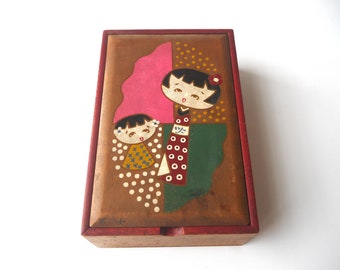 VINTAGE 1960’s Wooden Cosmetic Box , Kokeshi  Design , Mirror , Jewerly box Case , Cute Design , Made in Japan , Hand Painted