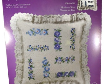 Janlynn Candlewicking Embroidery Kit Shades of Blue Pillow SEALED