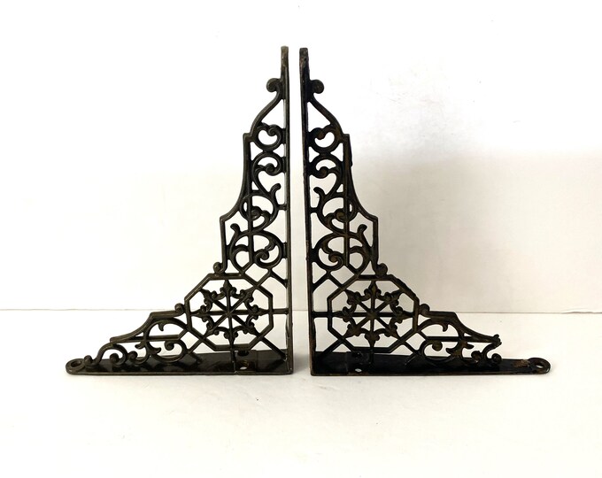Vintage Cast Iron Brackets Pair Rustic Shelf Brackets in Twirl Design