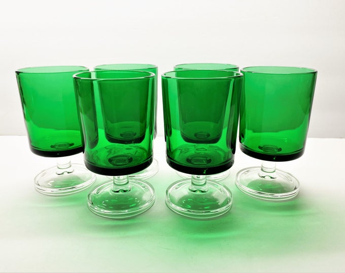 Vintage Luminarc Cordial Glasses Emerald Green With Clear Stem Mid