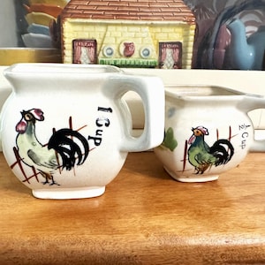 Vintage Ceramic Measuring Cups One Cup and Half Cup with Triangle Rim and Hand Painted Rooster and Farmhouse Design
