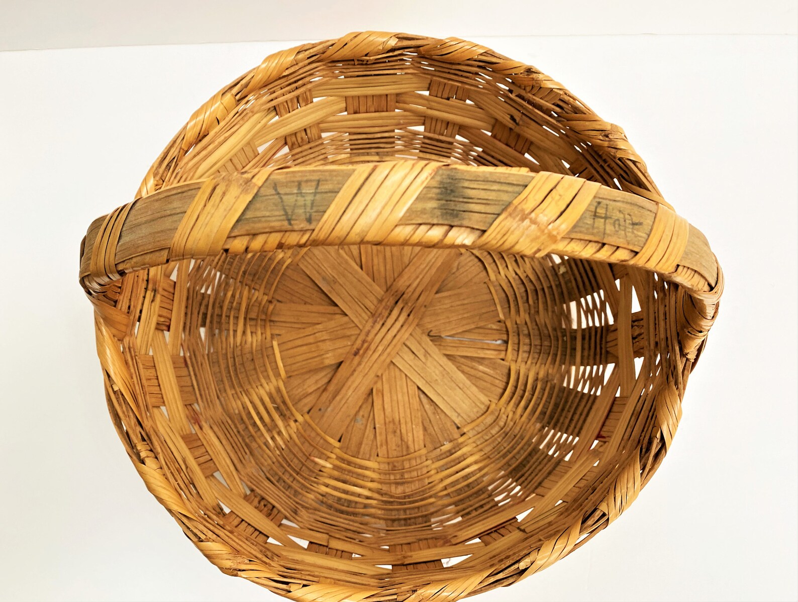 Vintage Wicker Easter Basket Large Round With Handle Red and Etsy