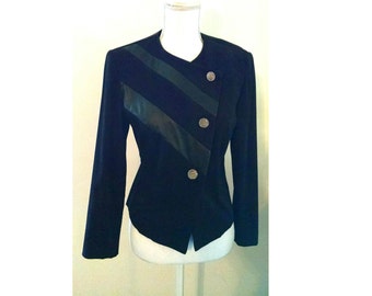 Vintage Women's Fitted Blazer Leslie Fay Size 8 Petite Double Breasted Black Jacket for Work or Evening Wear
