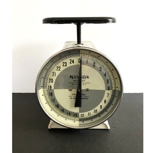 Vintage Hanson Scale White and Black Model 1371 Kitchen Utility Scale Weighs Up to 25 pounds