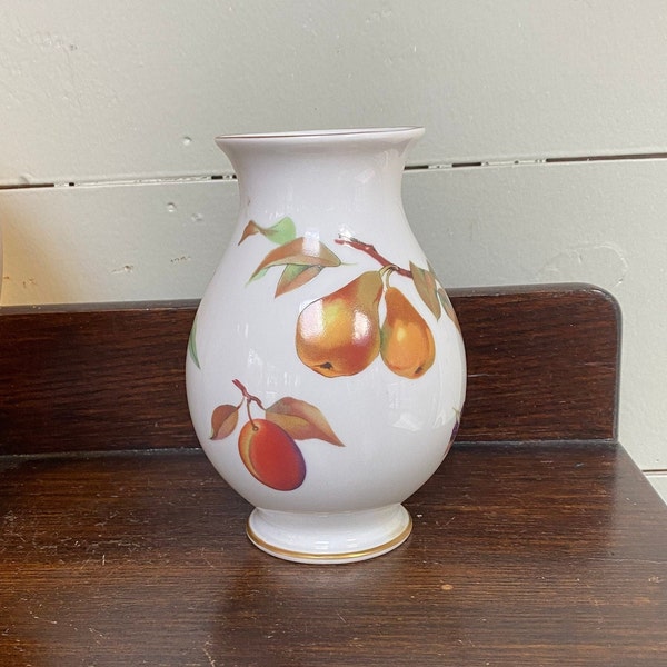 Vintage Royal Worcester Vase Chloe Evesham Gold Porcelain 6 inch Vase